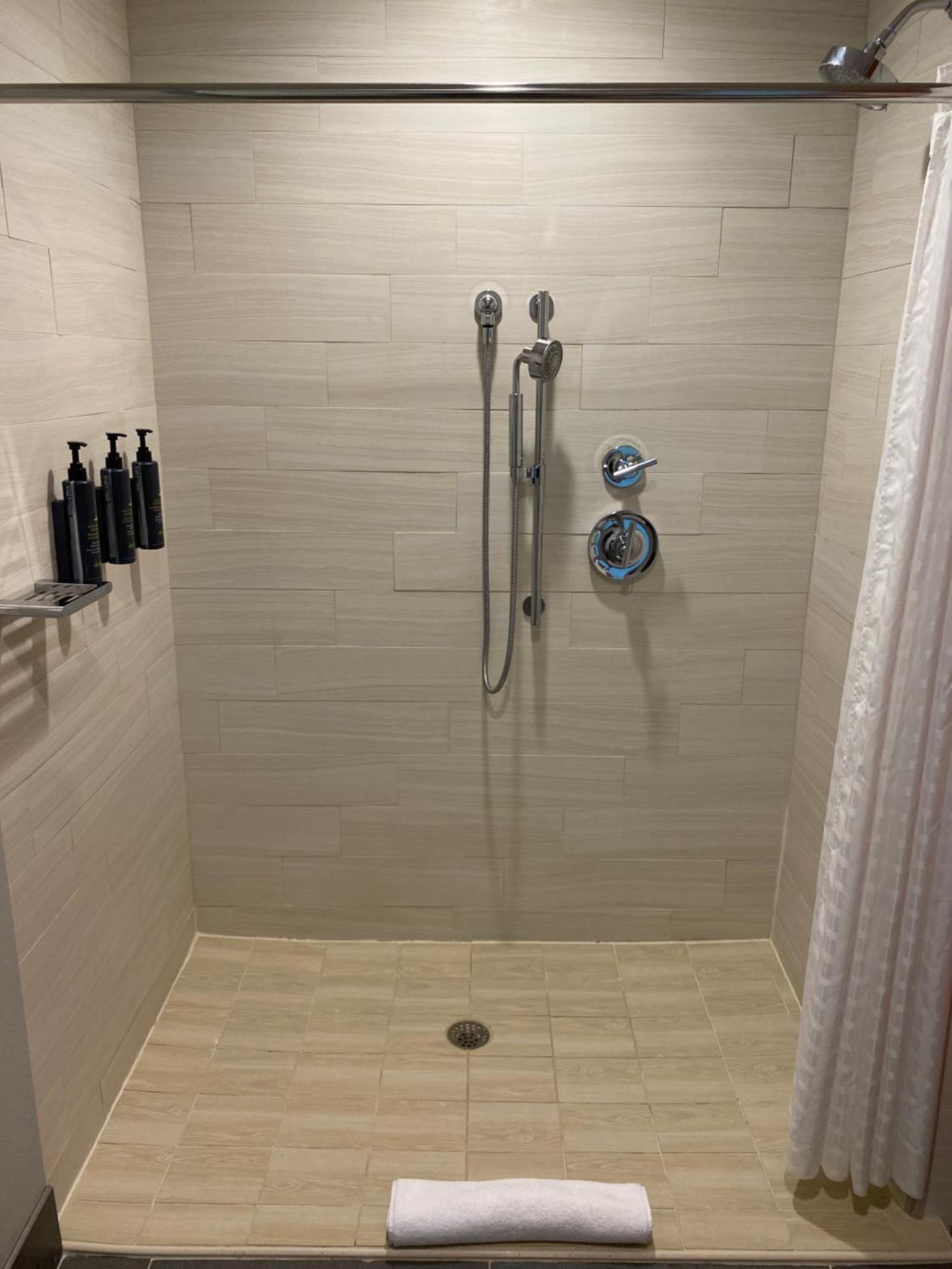 Отель Aloft Austin Northwest Экстерьер фото