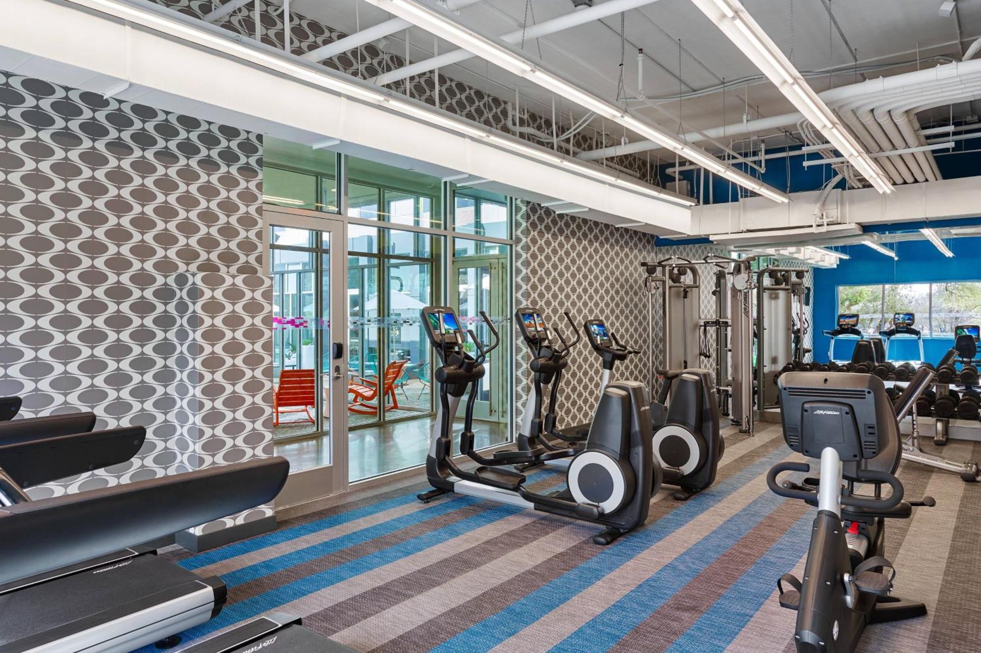 Отель Aloft Austin Northwest Экстерьер фото